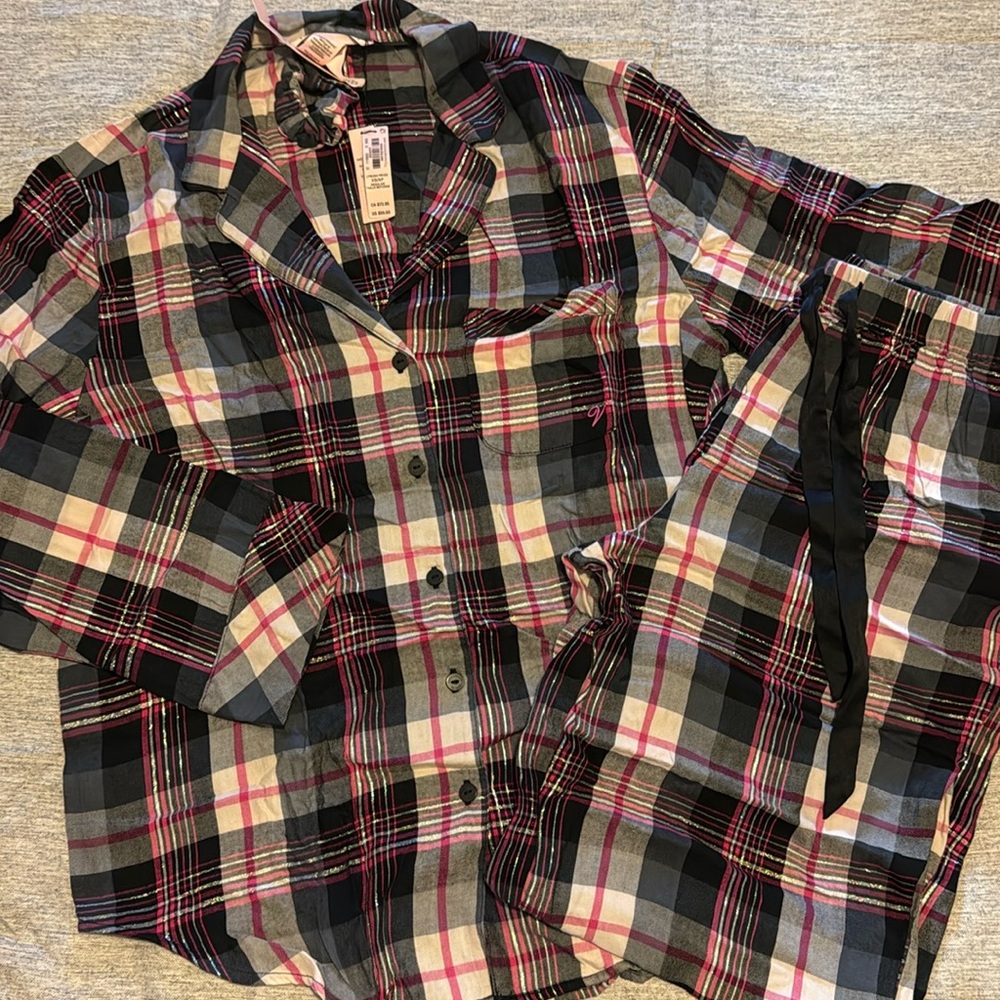 Victoria’s Secret Cotton Flannel Pajama set